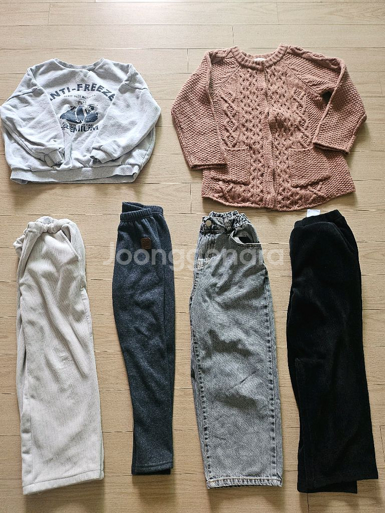 여아 130사이즈 겨울상하의 6벌--0