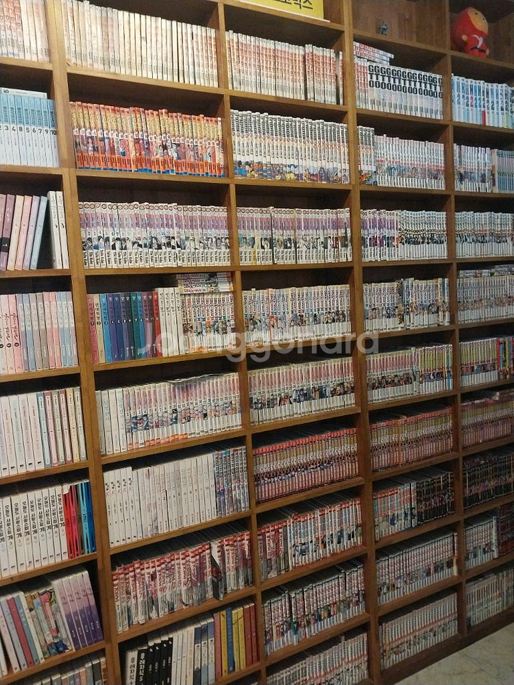 만화카페.책.비품일체 전부.--1