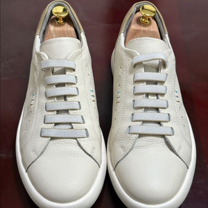 닥스 아이보리 가죽 스니커즈 265mm