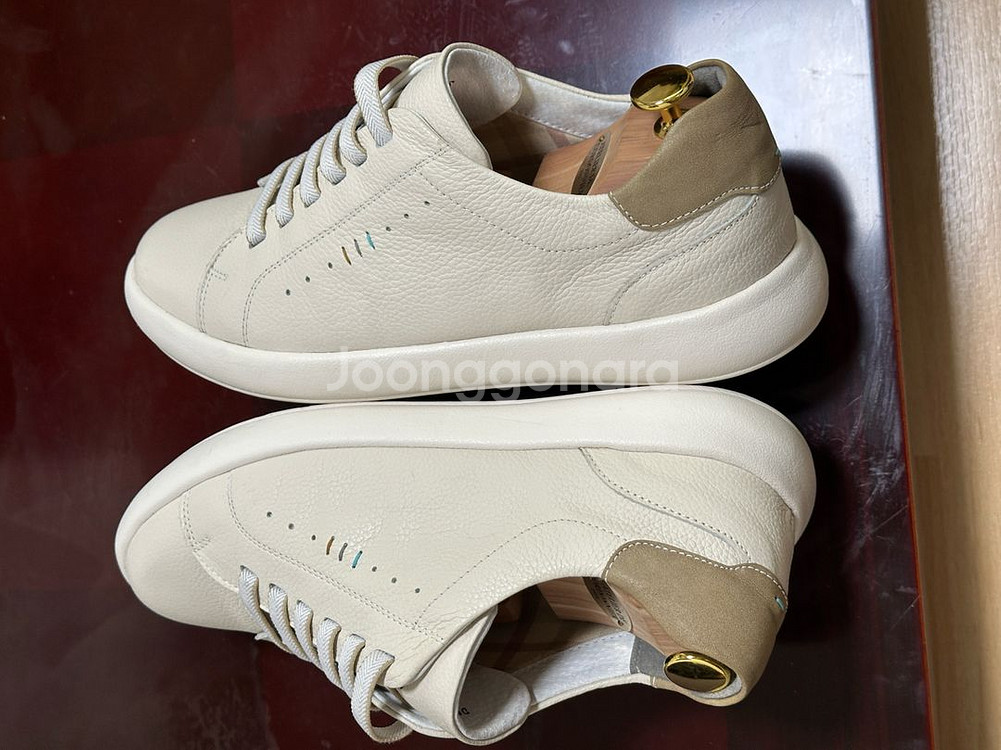 닥스 아이보리 가죽 스니커즈 265mm--6