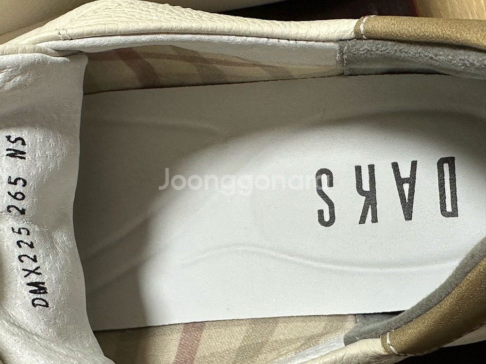 닥스 아이보리 가죽 스니커즈 265mm--7