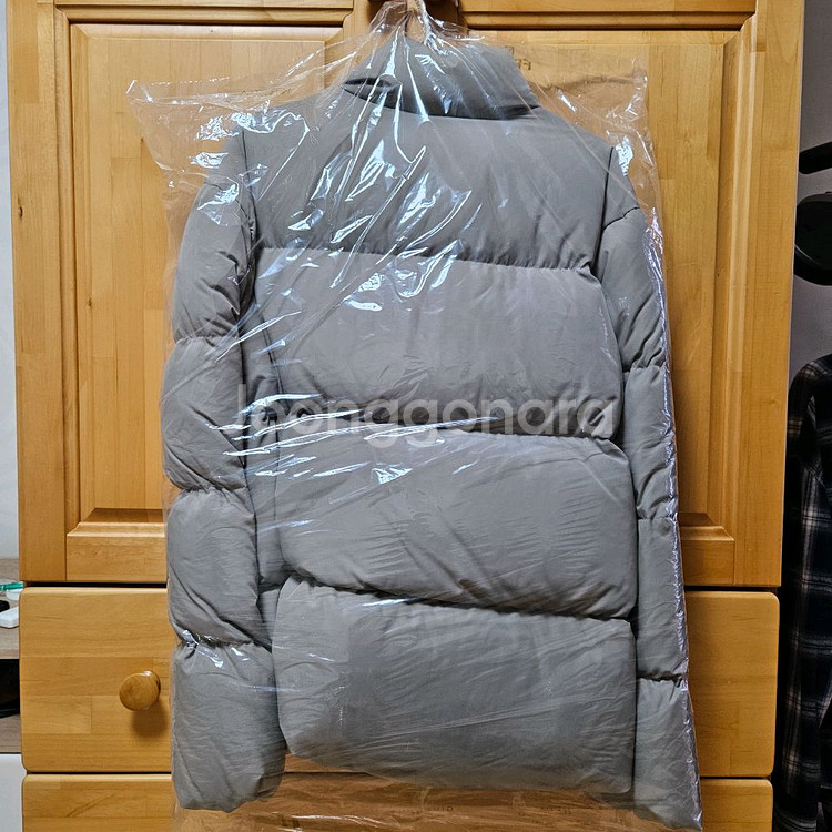 무탠다드 다운 푸퍼 숏 패딩 재킷 [더스티 베이지] L--1