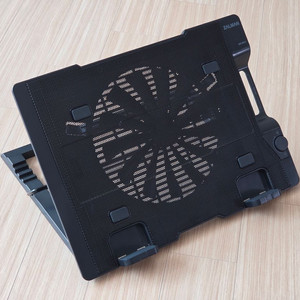 노트북 쿨러 거치대 ZM-NS2000