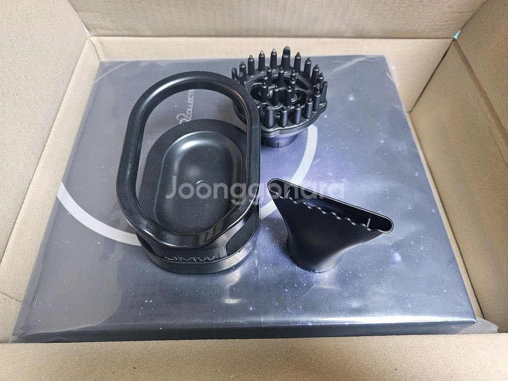 [판매완료] JMW 에어컬렉션 드라이기 + 거치대 팝니다.--2