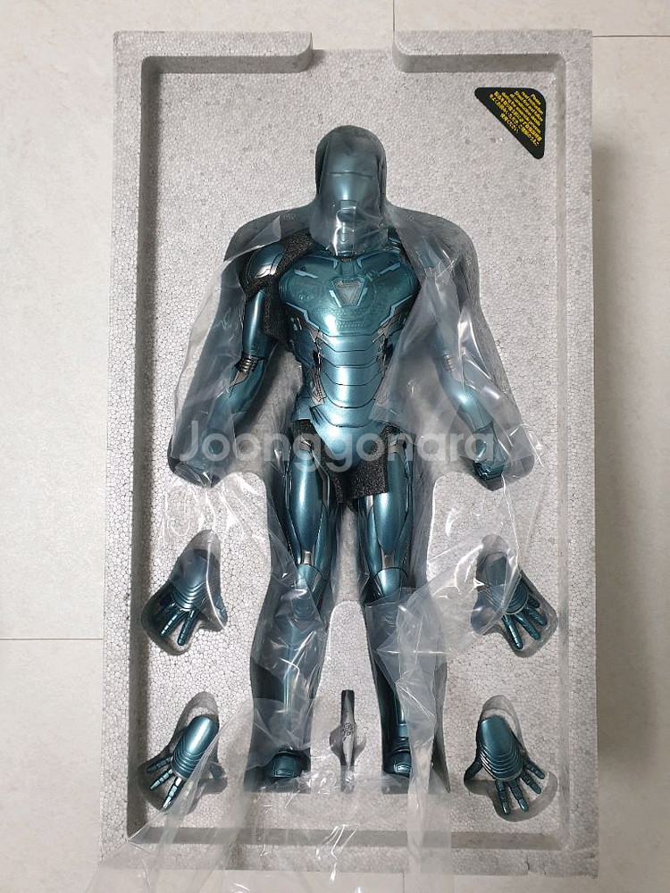 핫토이 아이언맨 마크85 홀로그래픽--1