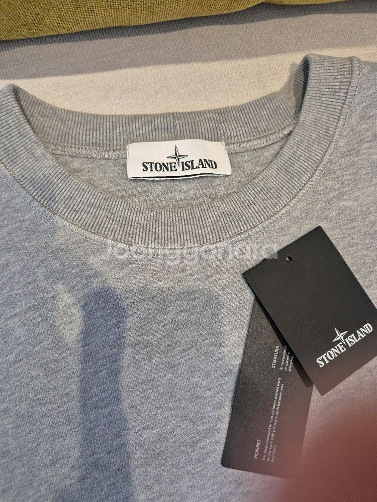 스톤아일랜드 맨투맨 그레이 (L size)--2