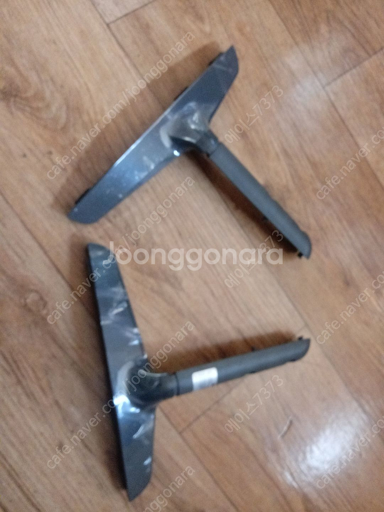 TV 스텐드 받침대 팝니다 (LG, 삼성 정품 스탠드)--2