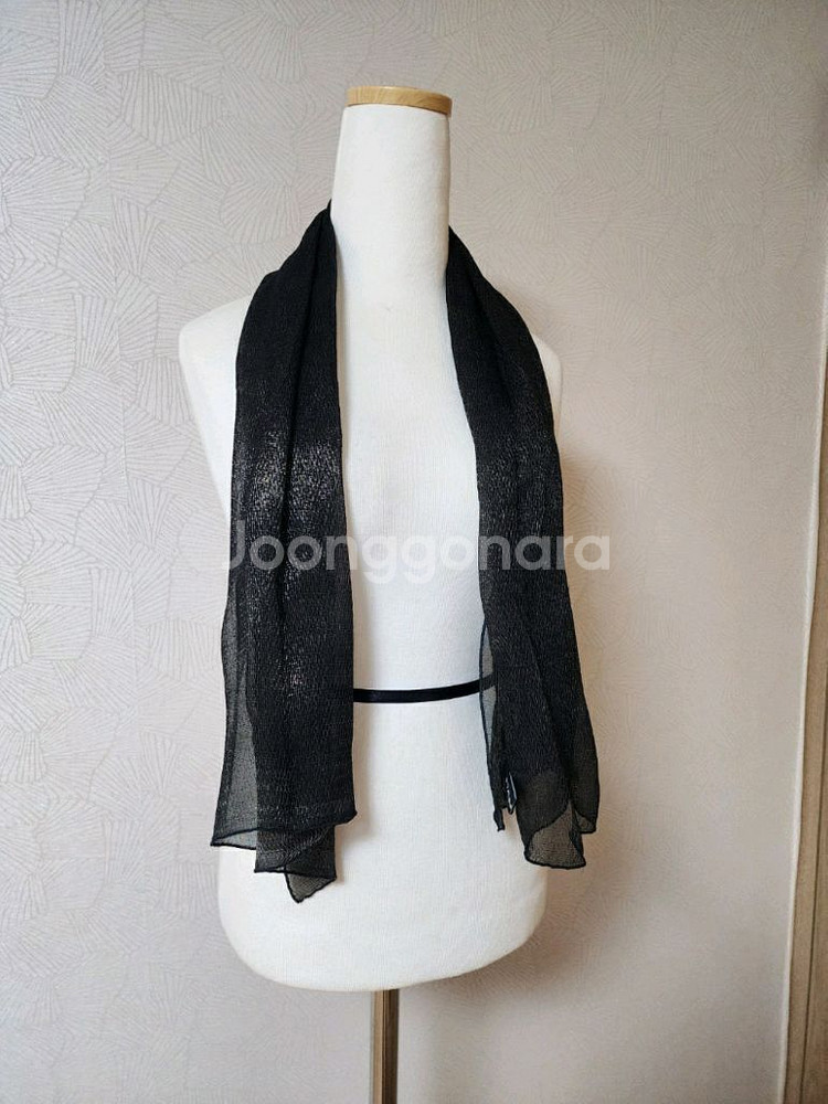 이따리아나 골드 블랙 스카프. 한혜자--1