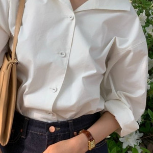 모네마켓 르네코튼셔츠 새상품 리본빛