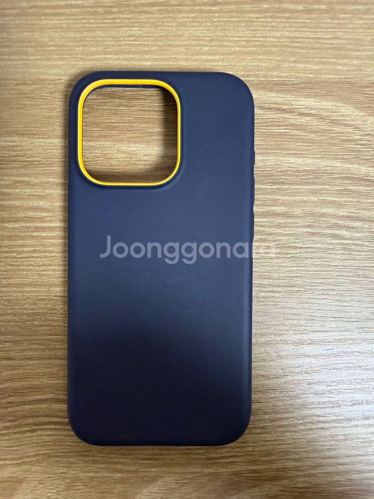 아이폰 15pro 화이트--9