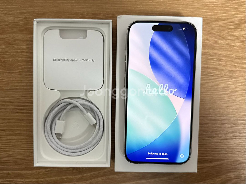 아이폰 15pro 화이트--11