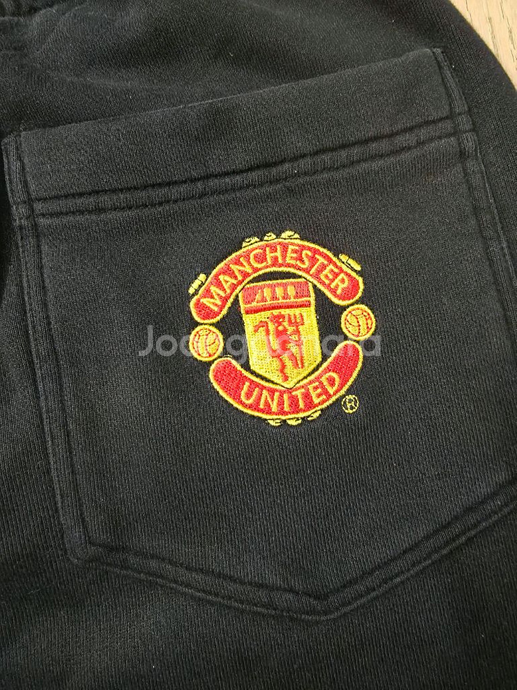 맨체스터 유나이티드 반바지 M--3