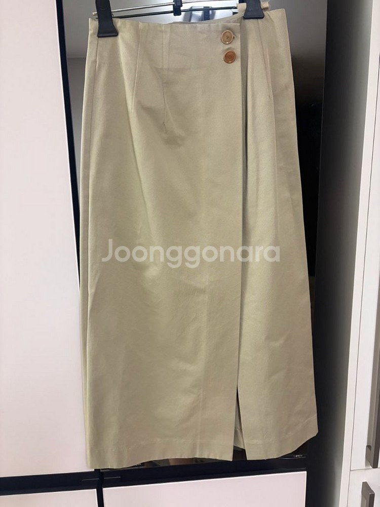 시엔느 버튼랩스커트 s--3