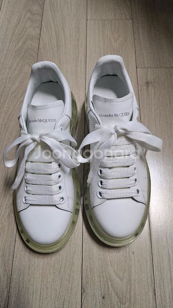 알렉산더 맥퀸 오버솔 클리어 스니커즈 36사이즈, 23--0