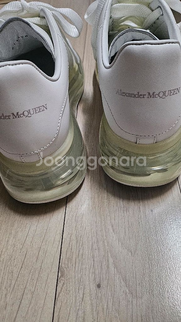 알렉산더 맥퀸 오버솔 클리어 스니커즈 36사이즈, 23--3