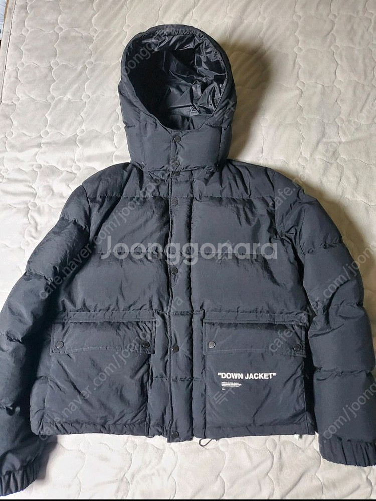 오프화이트 후드 다운패딩 M사이즈 팝니다--0