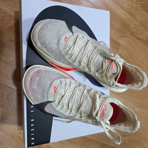 나이키 알파플라이3 245사이즈 판매합니다.