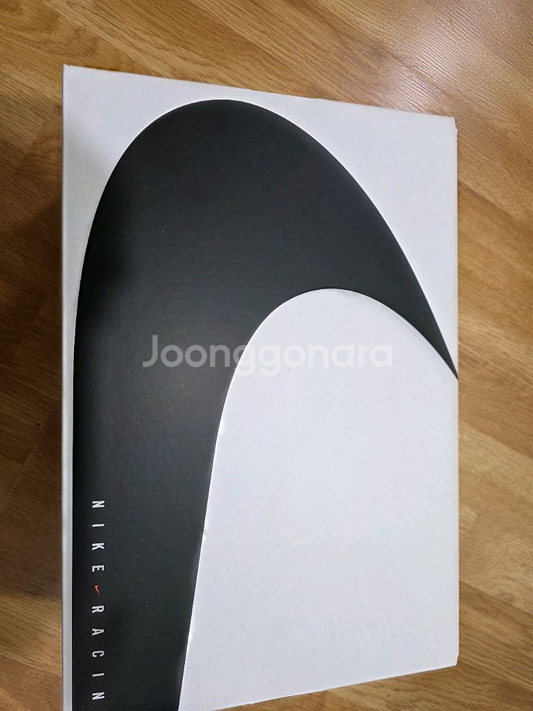 나이키 알파플라이3 245사이즈 판매합니다.--5