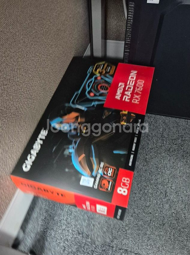 기가바이트 그래픽카드 라데온 RX 7600 GAMING--0