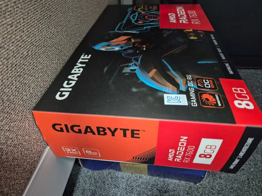 기가바이트 그래픽카드 라데온 RX 7600 GAMING 이미지