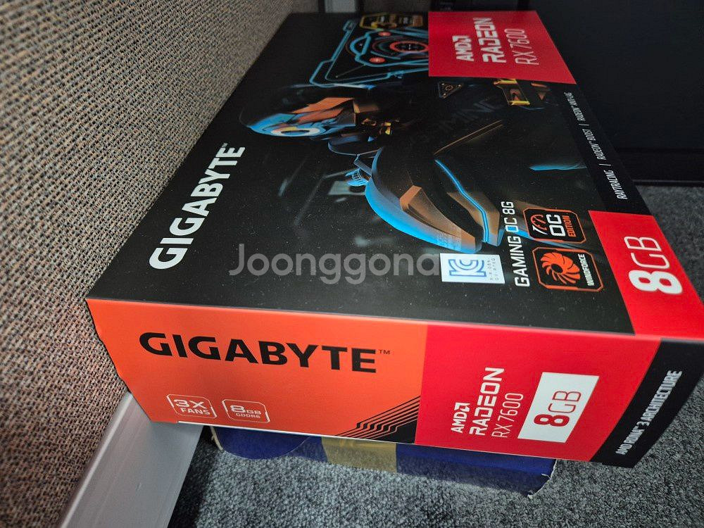기가바이트 그래픽카드 라데온 RX 7600 GAMING--1