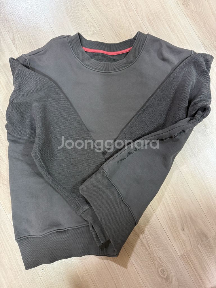 코스모폴리탄줄라이 스웻--0