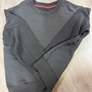 코스모폴리탄줄라이 스웻