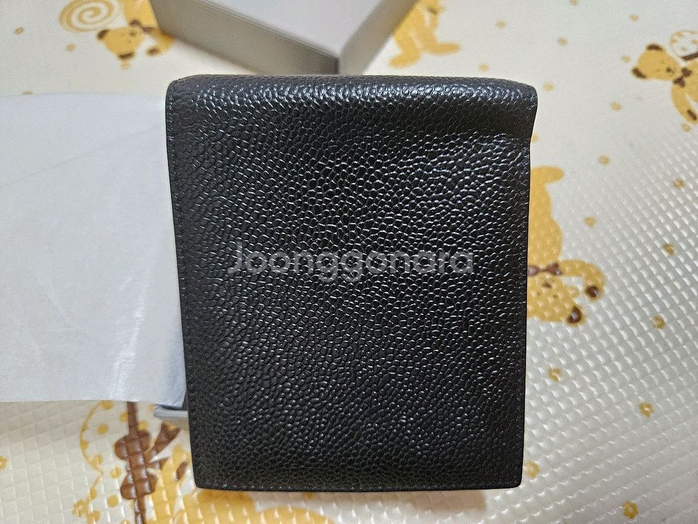 톰브라운 페블 그레인 블랙 반지갑--2