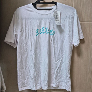 택도 안뗀 시스티나 반팔티셔츠 (66사이즈)