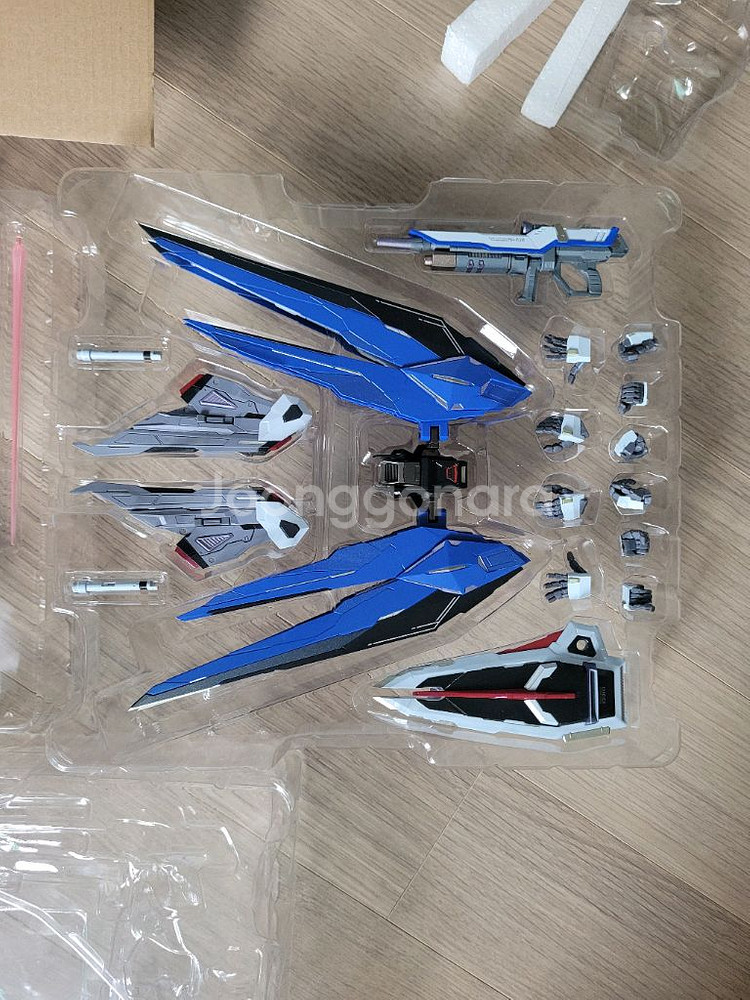 (개봉전시품) 메탈빌드 프리덤 건담 컨셉2 판매합니다--7