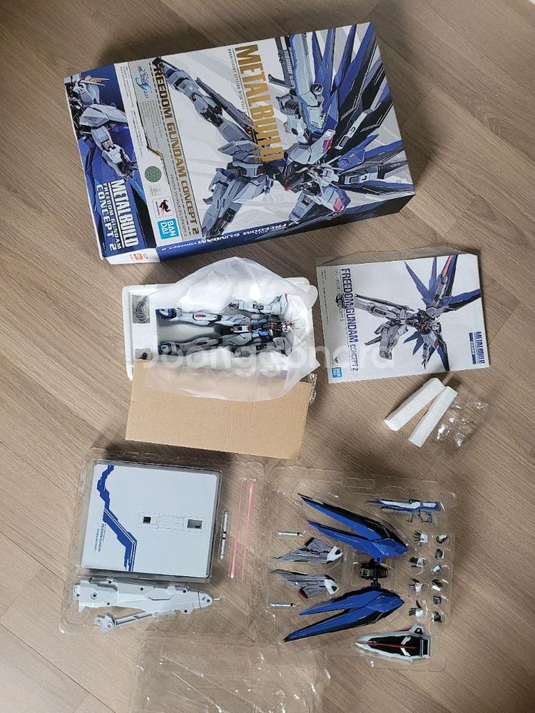 (개봉전시품) 메탈빌드 프리덤 건담 컨셉2 판매합니다--8