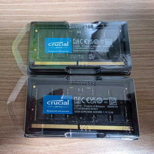 Crucial 32GB DDR5 노트북l램 2개 (64