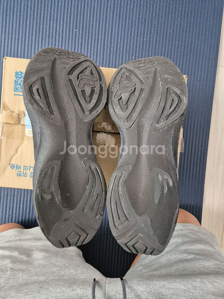 휠라 뉴런 임펄스7 러닝화 280--4