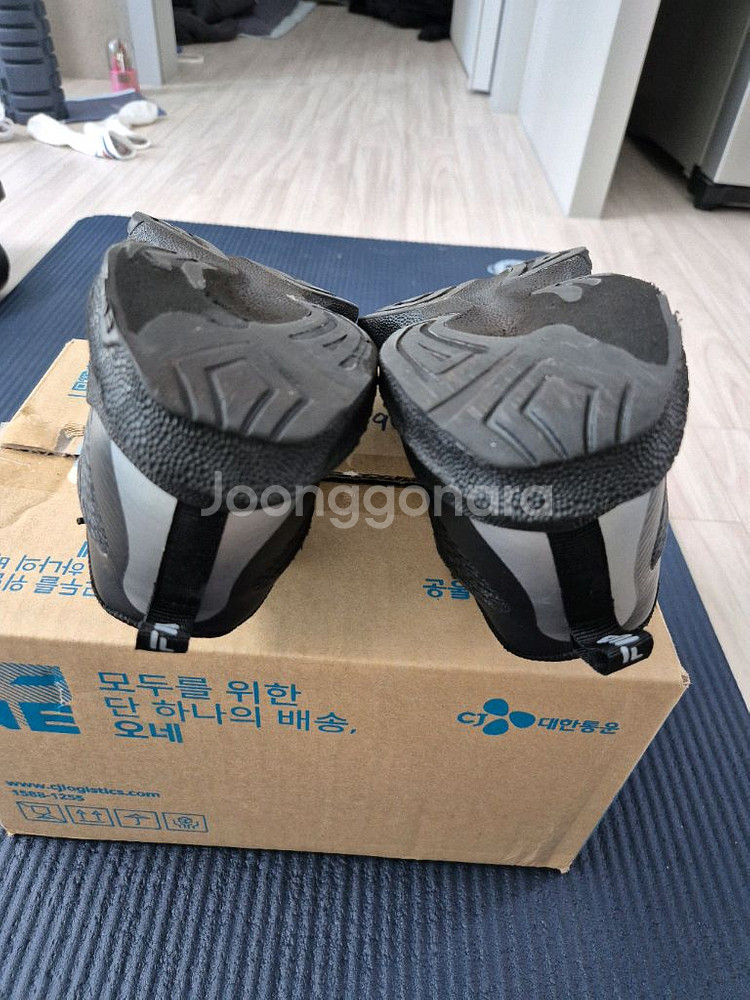 휠라 뉴런 임펄스7 러닝화 280--5