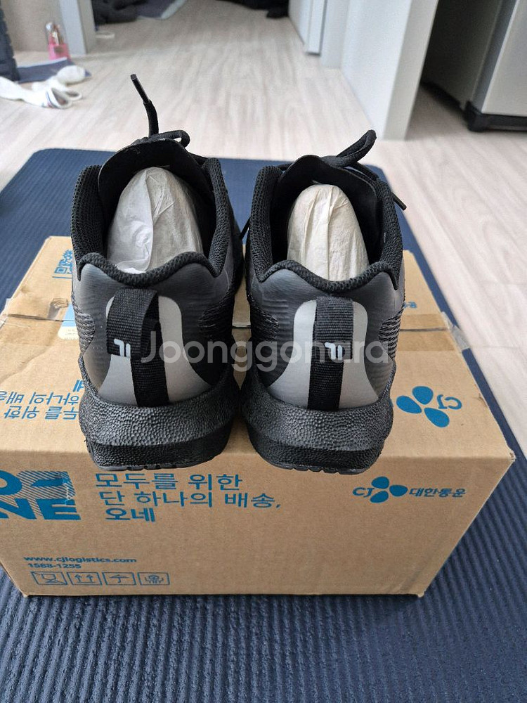 휠라 뉴런 임펄스7 러닝화 280--2