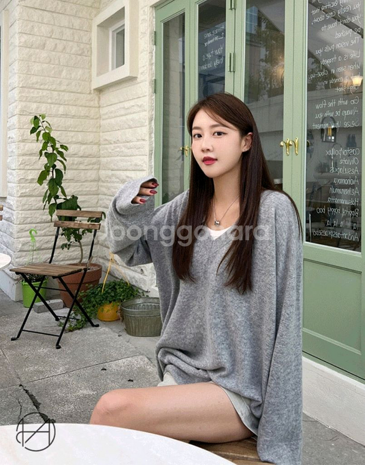 하엄지 루흐 아디세떼흐 캐시 울 브이넥 니트 그레이--0