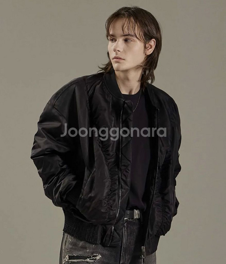 메종미네드CRUSH BLACK SHIRRING MA-1--0