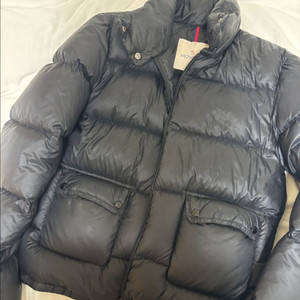 몽클레어 라니크 라닉 2사이즈 블랙