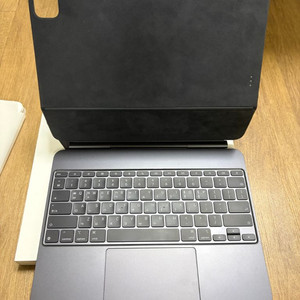 애플 매직 키보드 iPad Pro 13 M4 풀박