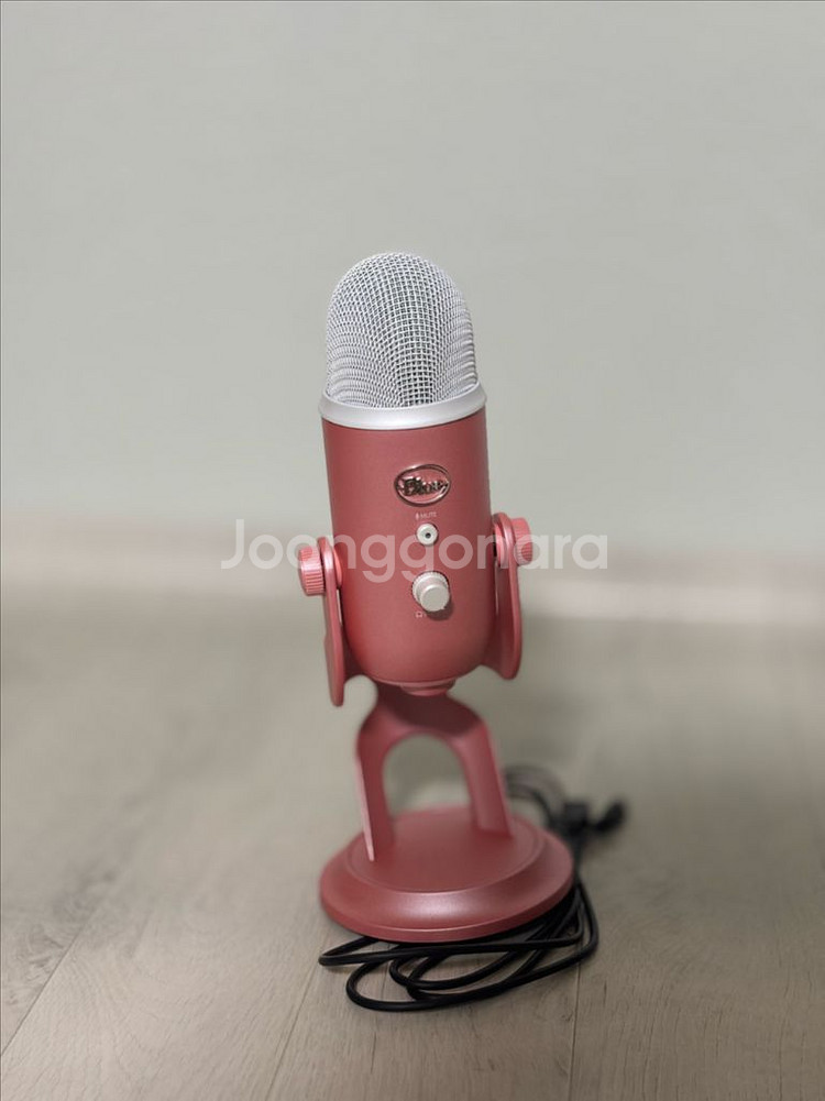 로지텍 블루 예티 마이크 오로라 핑크 소니 이어폰 포함--0