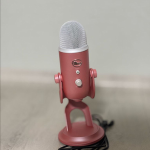 로지텍 블루 예티 마이크 오로라 핑크 소니 이어폰 포함