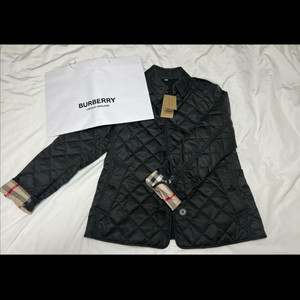 버버리 여성 뉴프랭크비 퀄팅자켓 블랙 라지