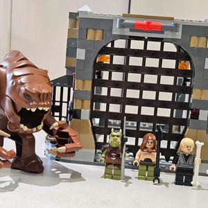 레고스타워즈 75005 랭커핏