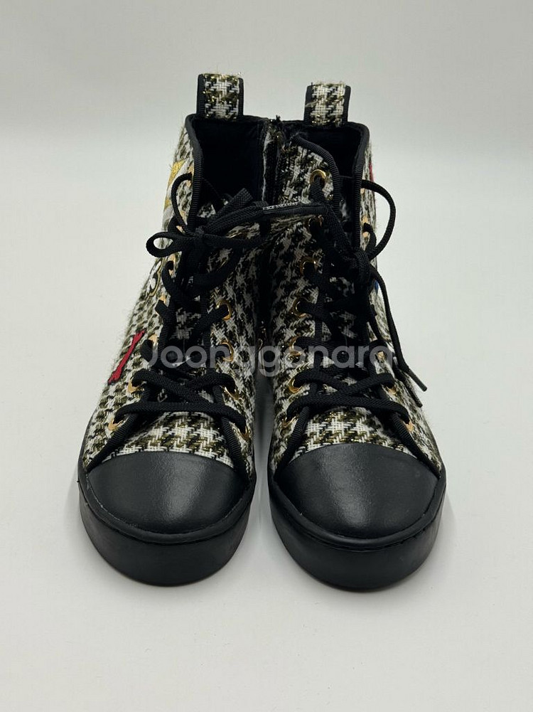 240 슈콤마보니--2