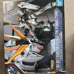 RG 뉴 건담 (더블 핀판넬 장비형)