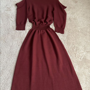 한섬 시스템 SYSTEM 홀가먼트 롱 니트 원피스