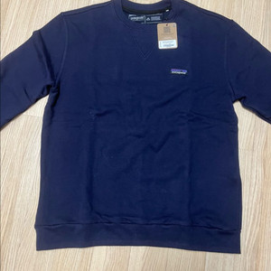 파타고니아 맨투맨 네이비 L 새제품