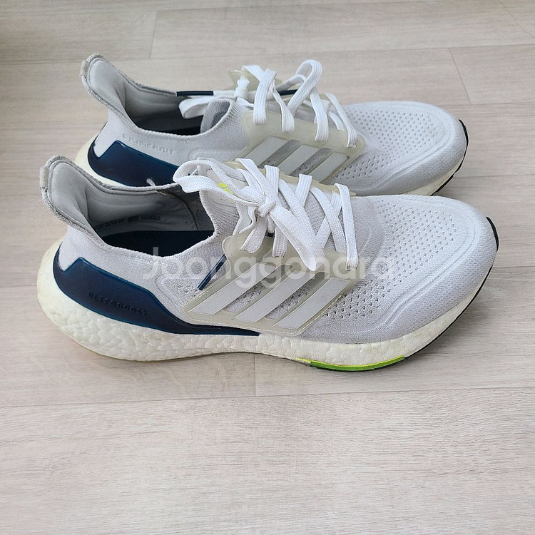 아디다스 울트라부스트 런닝 운동 신발 사이즈250 판--1