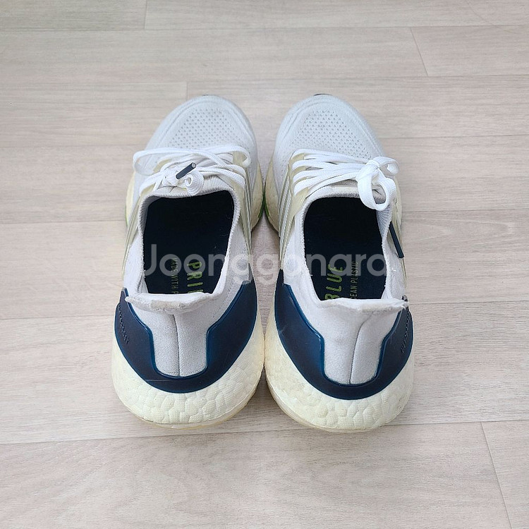 아디다스 울트라부스트 런닝 운동 신발 사이즈250 판--2