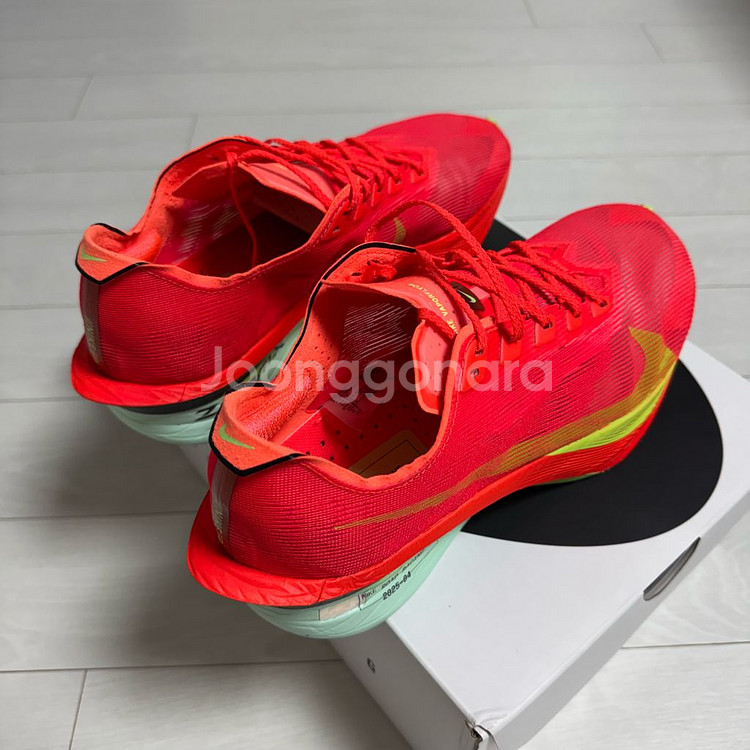 나이키 베이퍼플라이4 275--2